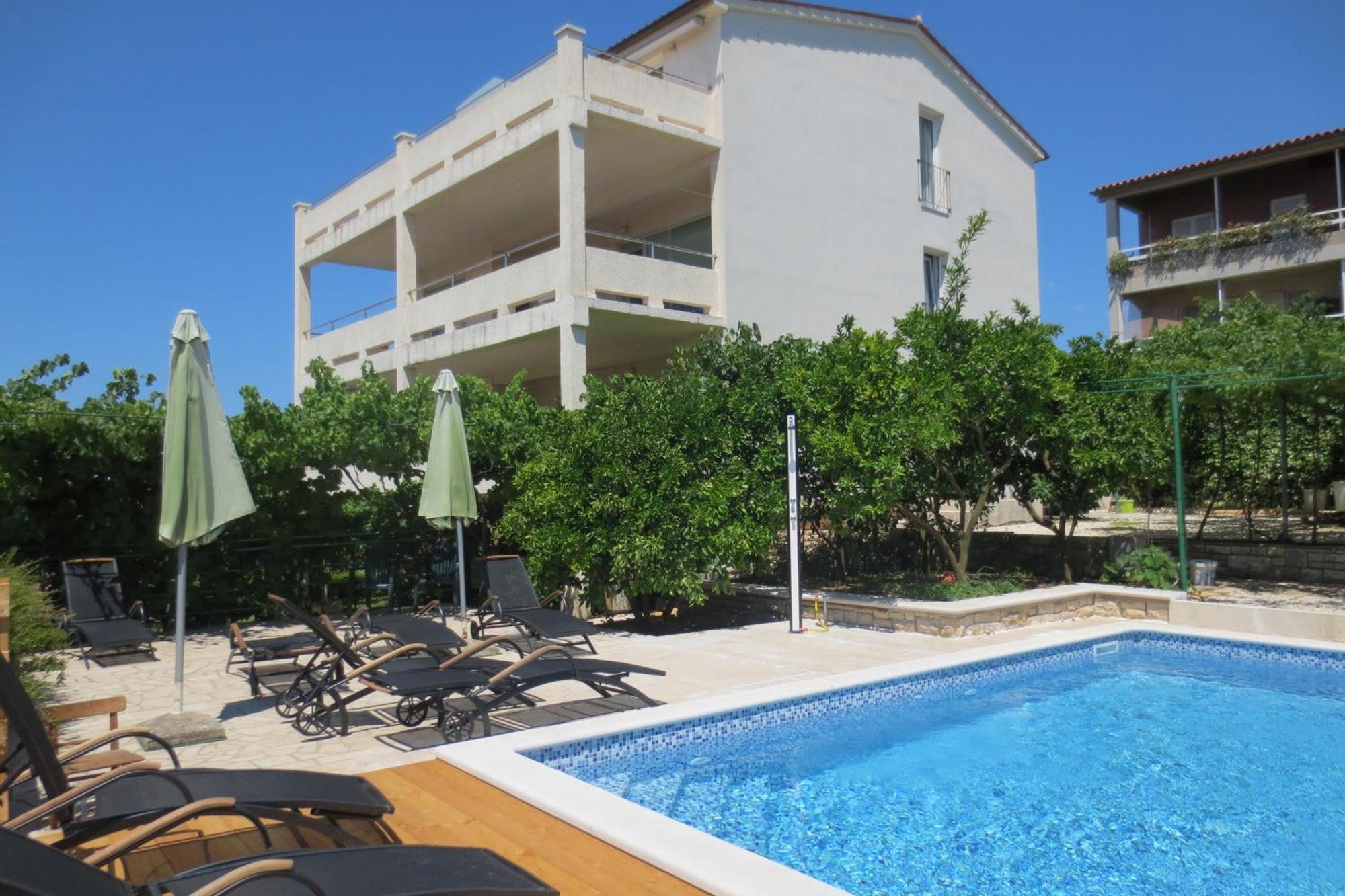 Guest house 1 *
